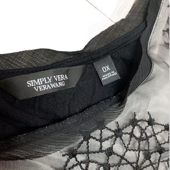 SIMPLY VERA VERA WANG BLACK SLEEVELESS TOP SIZE 0X - Picture 5 of 5